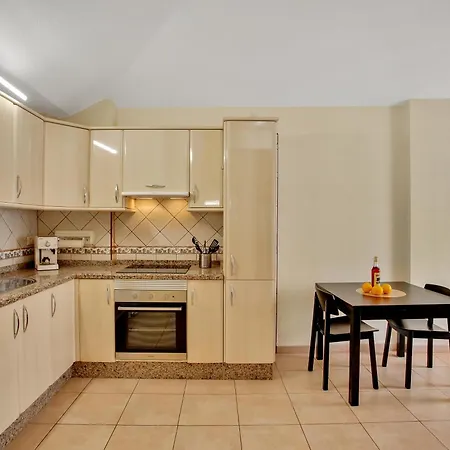 2 Bedroom Diamantes In Cristianos Apartment *
